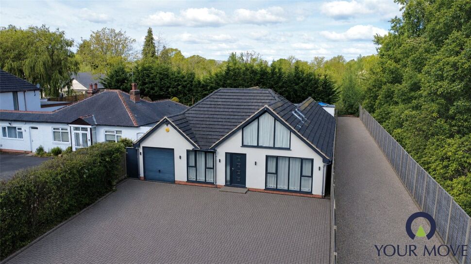 Main image of 5 bedroom Detached Bungalow for sale, Creynolds Lane, Cheswick Green, West Midlands, B90