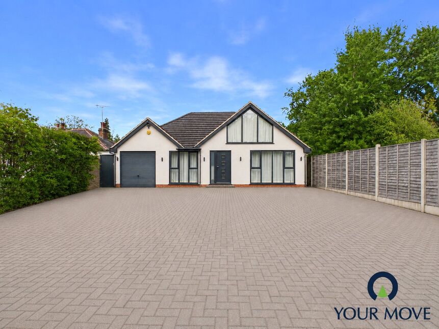 Main image of 5 bedroom Detached Bungalow for sale, Creynolds Lane, Cheswick Green, West Midlands, B90