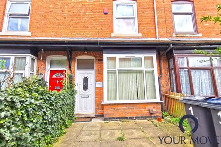 3 bedroom Mid Terrace House for sale