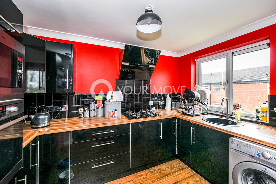 2 bedroom Flat for sale, Lambourne, Skelmersdale, WN8 £80,000