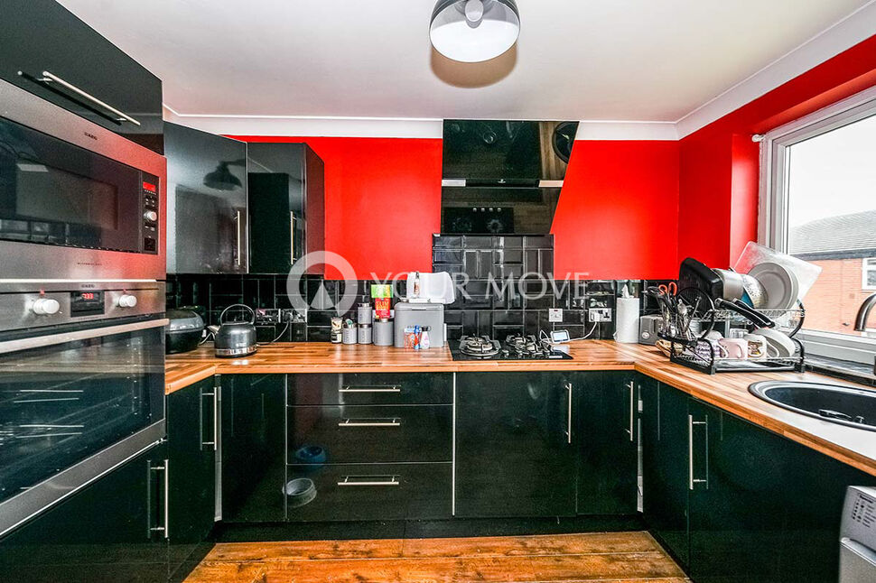 2 bedroom Flat for sale, Lambourne, Skelmersdale, WN8 £80,000