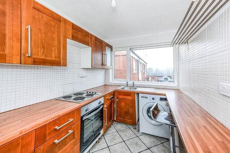 Whitburn, 1 bedroom  Flat to rent, £570 pcm