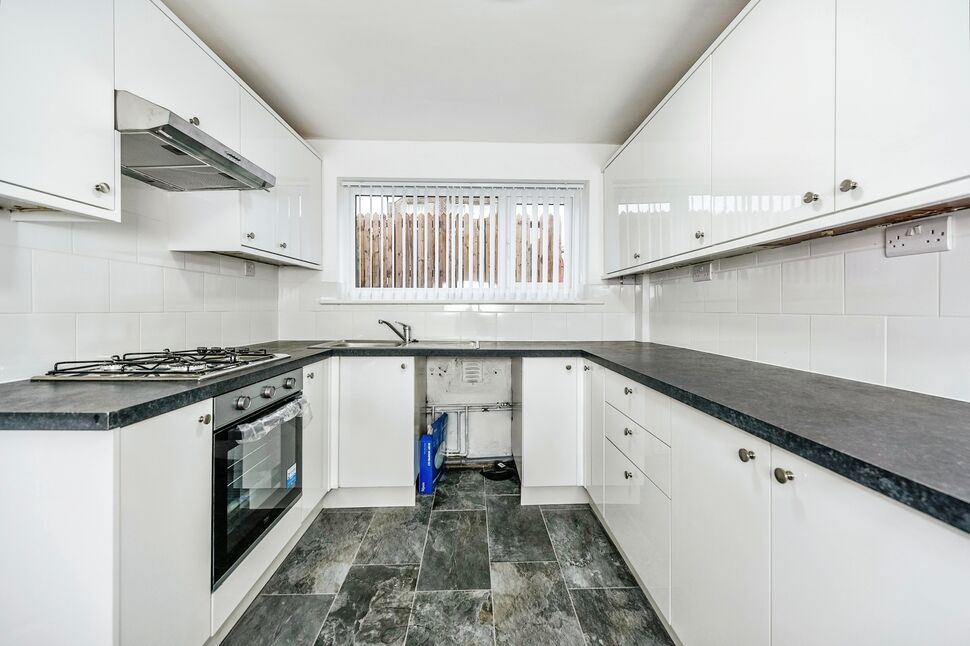 3 bedroom Detached House for sale, Elmridge, Skelmersdale, WN8 £95,000