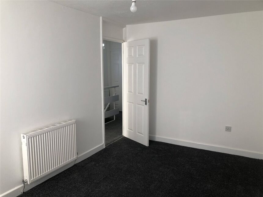 3 bedroom Detached House for sale, Elmridge, Skelmersdale, WN8 £95,000