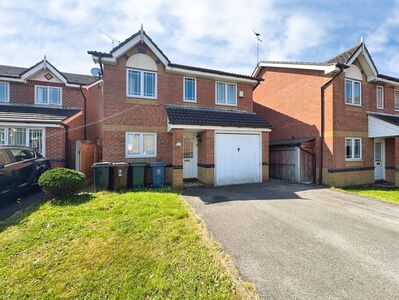 3 bedroom Detached House to rent
