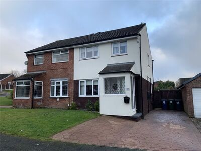 Foxfold, 3 bedroom Semi Detached House for sale, &pound;199,950