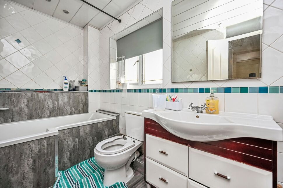 Bathroom WC