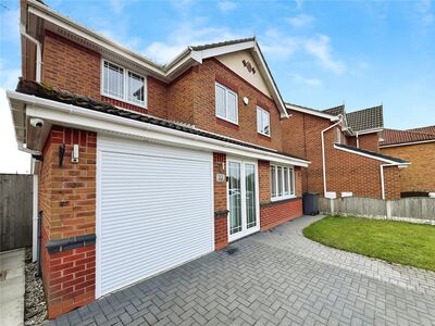 3 bedroom Detached House to rent