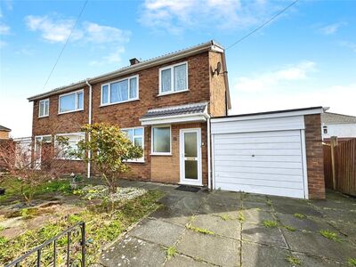 Limefield Drive, 3 bedroom Semi Detached House to rent, £950 pcm