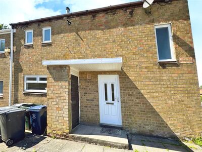 3 bedroom End Terrace House to rent
