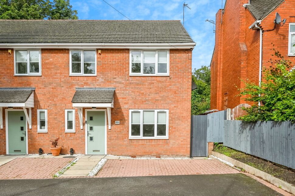 4 bedroom Semi Detached House for sale
