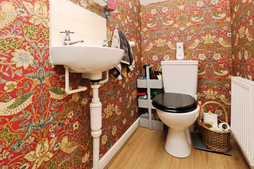 Cloakroom WC