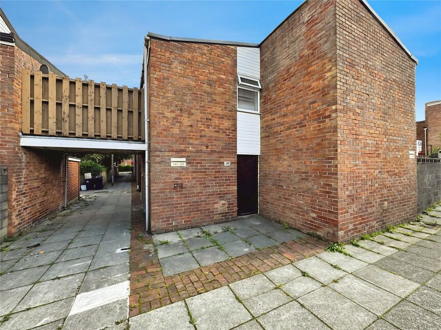 Main image of 3 bedroom Mid Terrace House to rent, Windrows, Skelmersdale, Lancashire, WN8