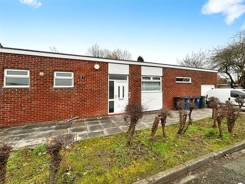 3 bedroom Semi Detached Bungalow to rent