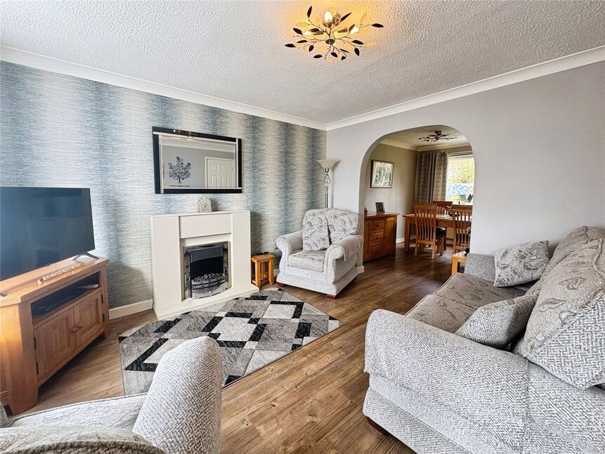 Lounge / Dining Room