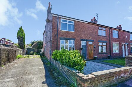 3 bedroom End Terrace House for sale
