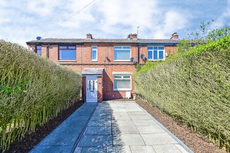 Daniels Lane, 3 bedroom Mid Terrace House for sale, &pound;147,500