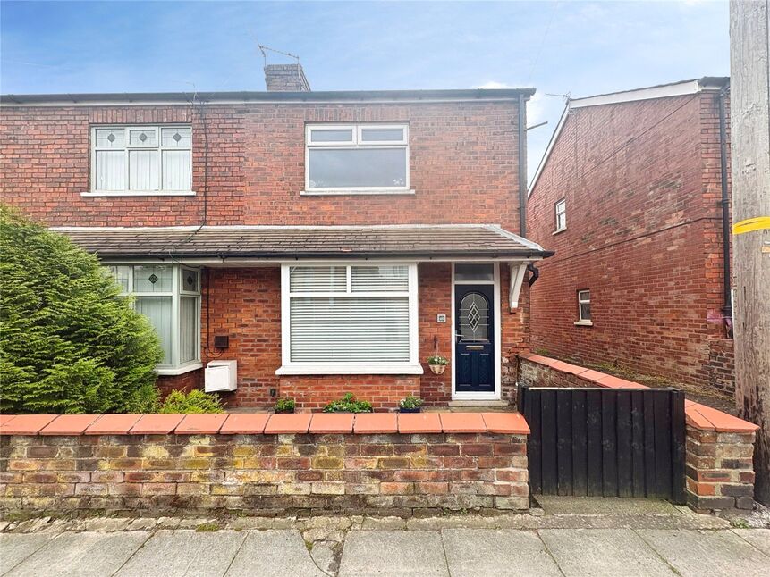 Main image of 2 bedroom End Terrace House for sale, High Street, Skelmersdale, Lancashire, WN8