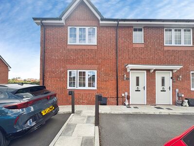 Colliery Drive, 2 bedroom Flat for sale, &pound;155,000