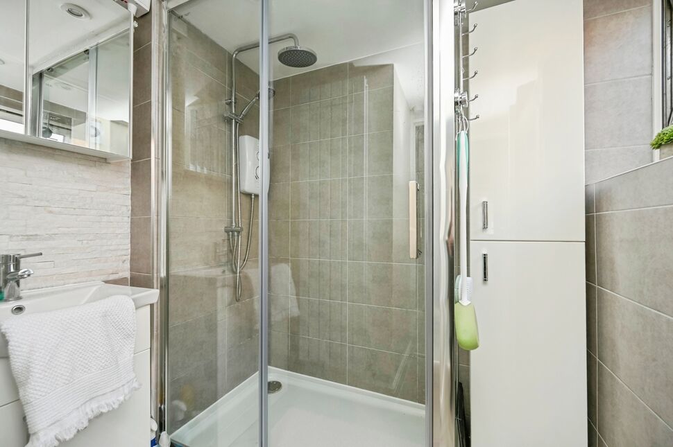 Shower Room WC