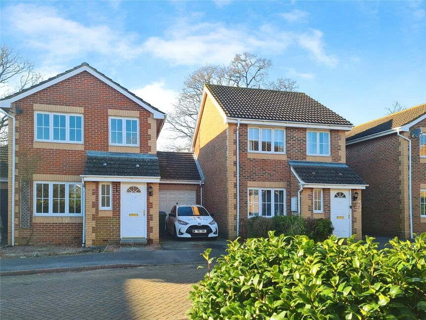 Main image of 3 bedroom Detached House to rent, Little Fox Drive, Park Gate, Hampshire, SO31