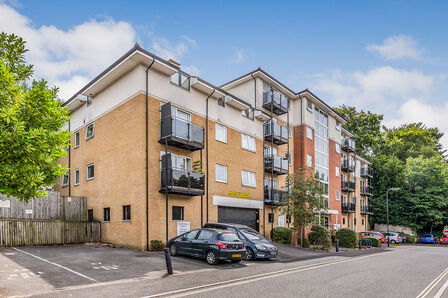 Seacole Gardens, 1 bedroom  Flat to rent, £950 pcm