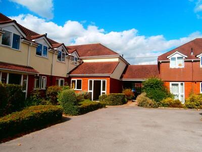 Flat 14 Royston Court Stanley Road, 2 bedroom Flat to rent, &pound;1,050 pcm