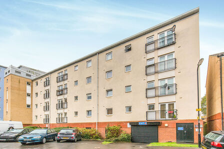 White Star Place, 2 bedroom Flat to rent, &pound;1,200 pcm