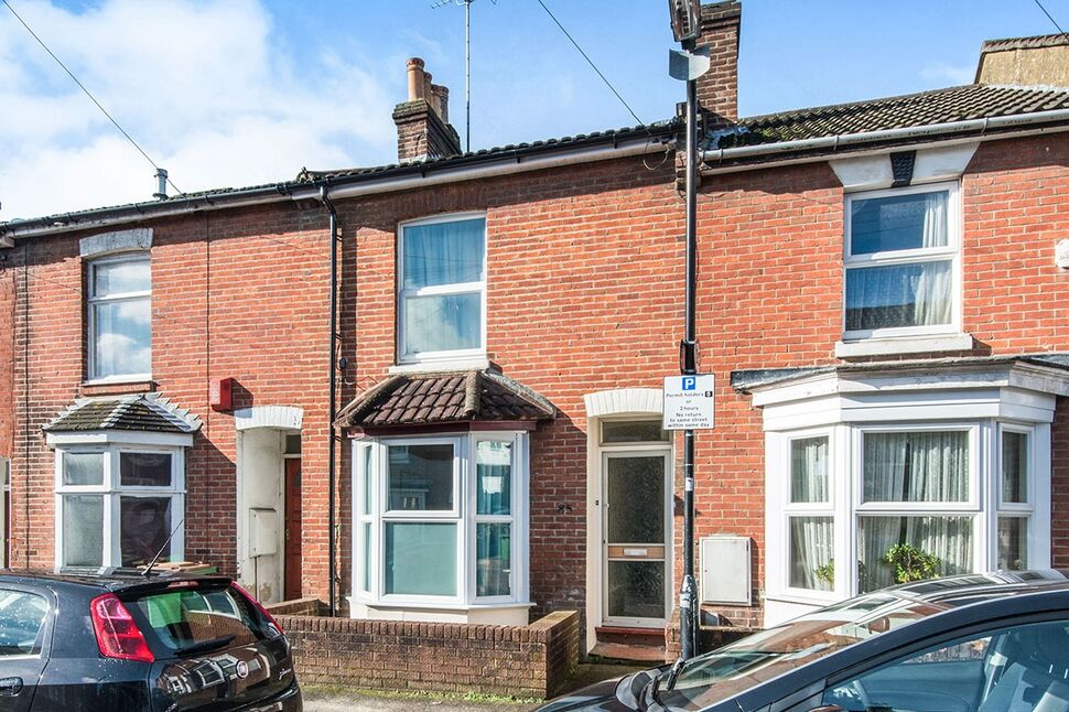 Main image of 2 bedroom Mid Terrace House to rent, Earls Road, Southampton, SO14