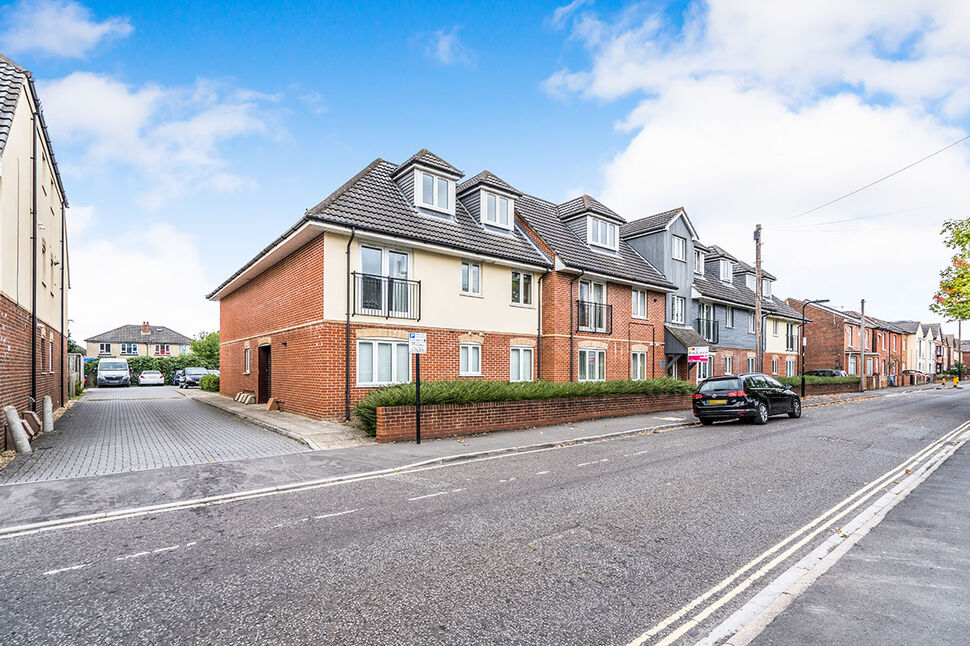 Main image of 2 bedroom Flat to rent, Laundry Road, Southampton, SO16