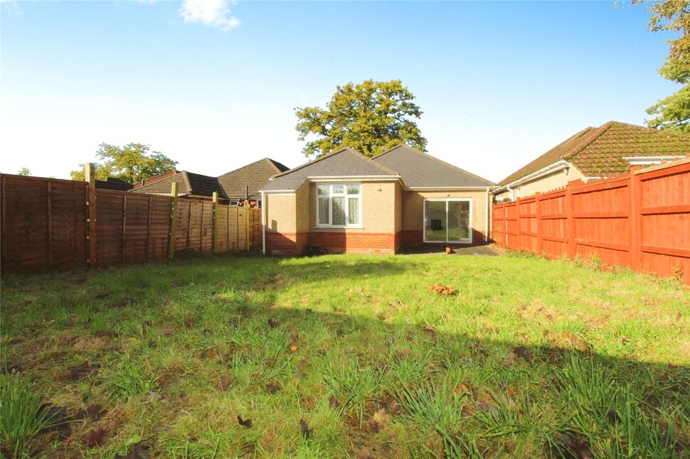 3 bedroom Detached Bungalow for sale, Coxford Road, Southampton, SO16