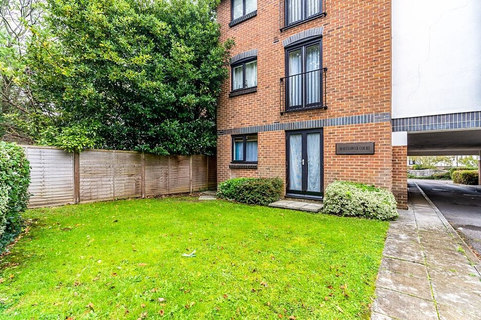 Main image of Flat to rent, Banister Road, Southampton, SO15