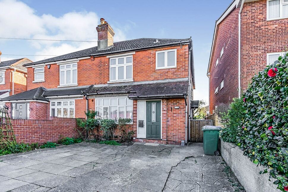Main image of 2 bedroom  Flat to rent, Oakley Road, Southampton, SO16