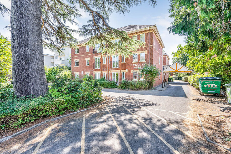 Main image of 2 bedroom Flat to rent, Locksley Court, 24-26 Archers Road, Hampshire, SO15