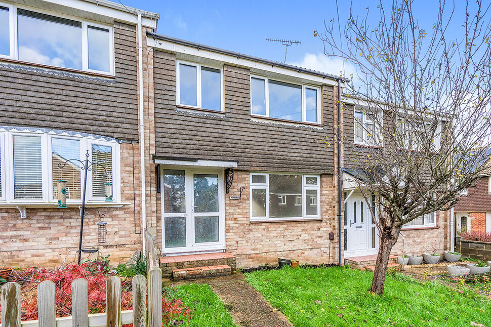 Main image of 3 bedroom Mid Terrace House to rent, Coulsdon Road, Hedge End, Hampshire, SO30