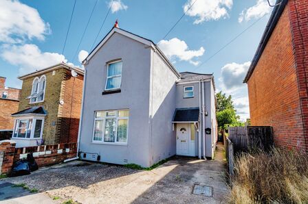 Oxford Road, 5 bedroom Detached House for sale, £500,000