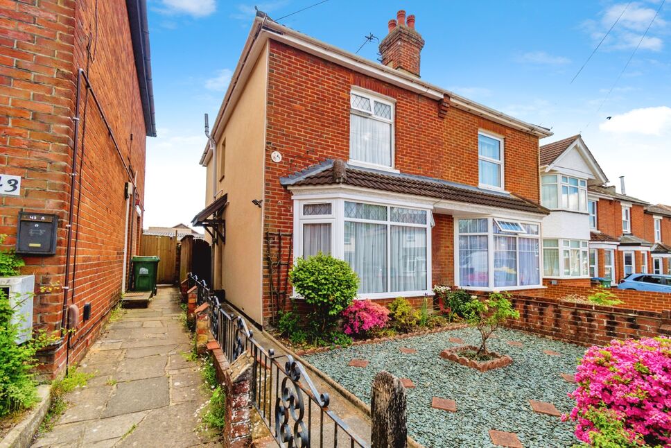 Main image of 3 bedroom Semi Detached House for sale, Norham Avenue, Southampton, Hampshire, SO16