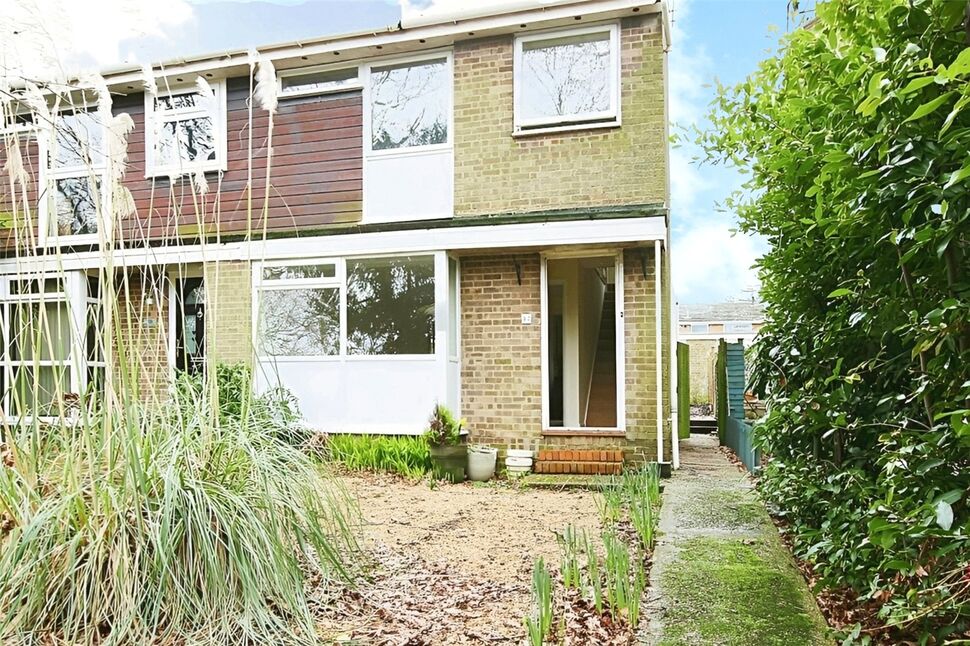 Main image of 3 bedroom End Terrace House to rent, Robinia Green, Southampton, Hampshire, SO16