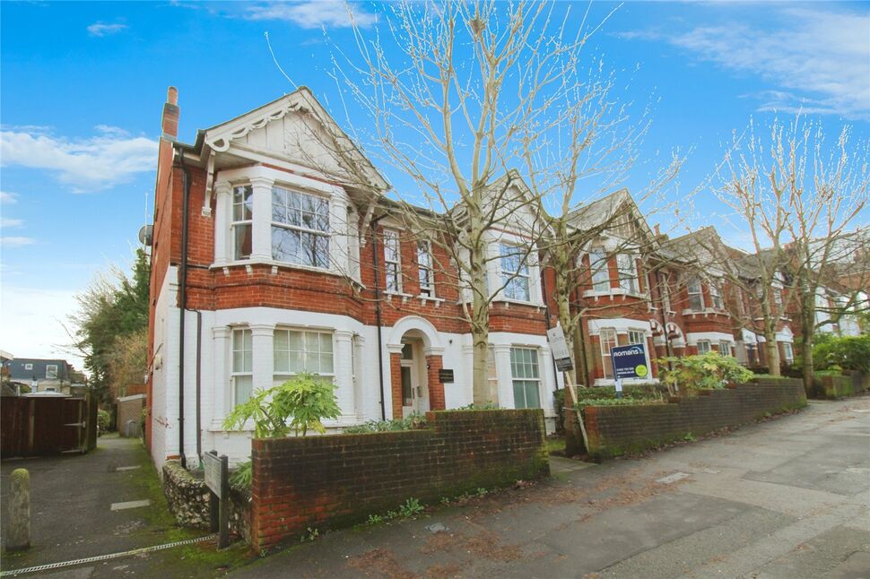 Main image of 1 bedroom Flat for sale, Sussex Street, Winchester, Hampshire, SO23