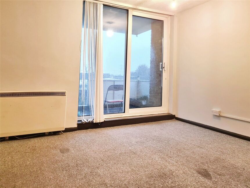 3 bedroom Flat to rent, Cuckmere Lane, Southampton, SO16 £1,395 pcm