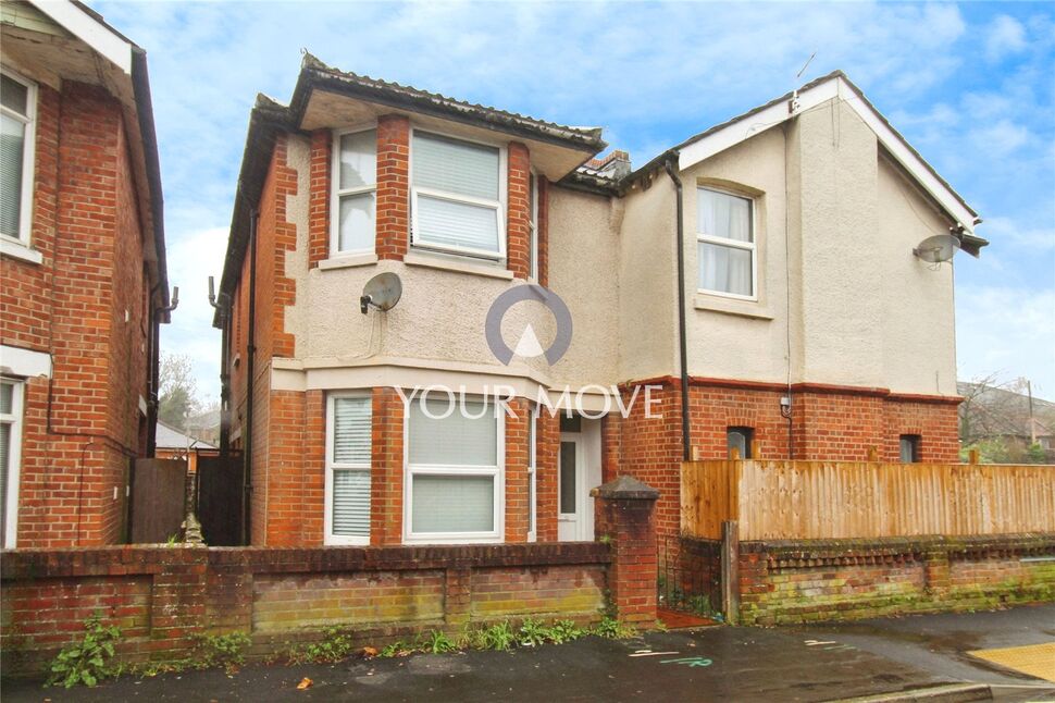 Main image of 4 bedroom Semi Detached House for sale, Newcombe Road, Southampton, Hampshire, SO15