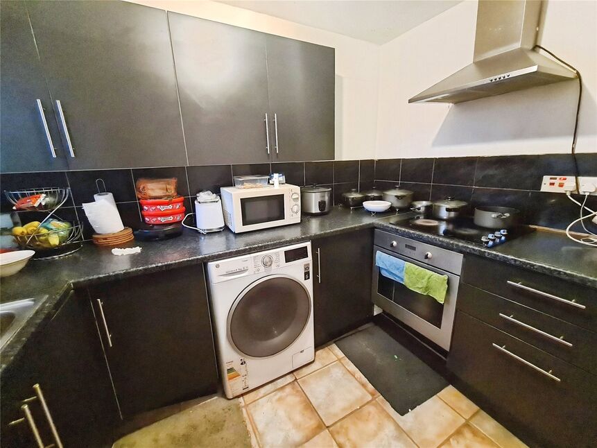 Main image of 2 bedroom  Flat to rent, James Street, Southampton, Hampshire, SO14