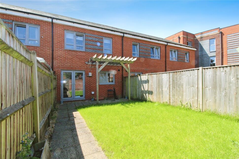 3 bedroom Mid Terrace House for sale, Summers Street, Southampton, SO14