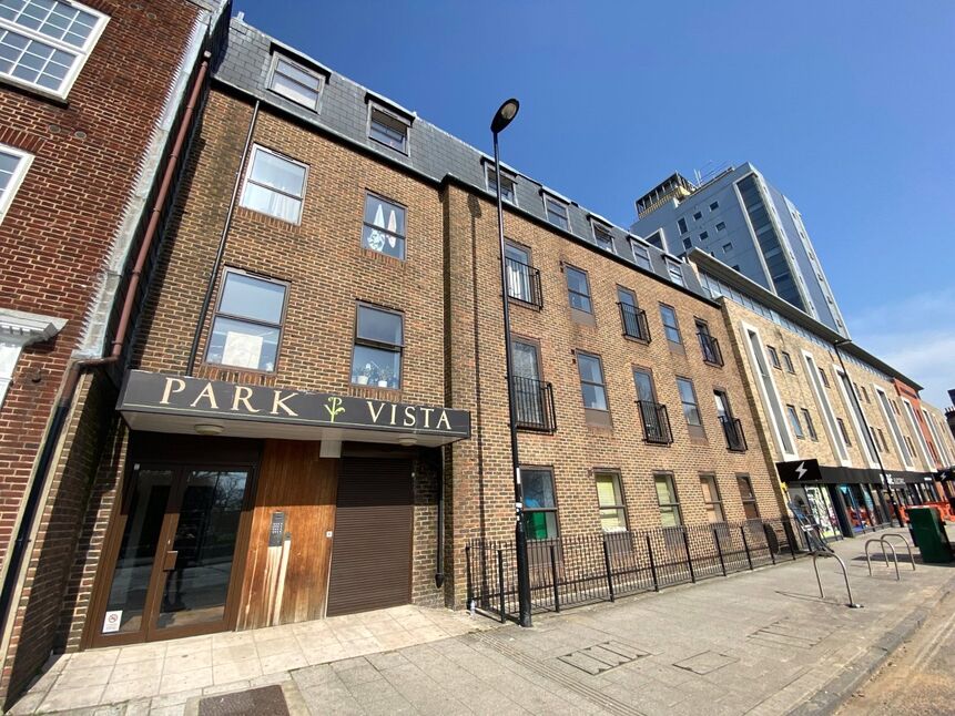 Main image of 2 bedroom  Flat to rent, Brunswick Place, Southampton, Hampshire, SO15
