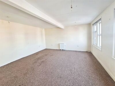 Midanbury Broadway, 2 bedroom Flat to rent, &pound;950 pcm
