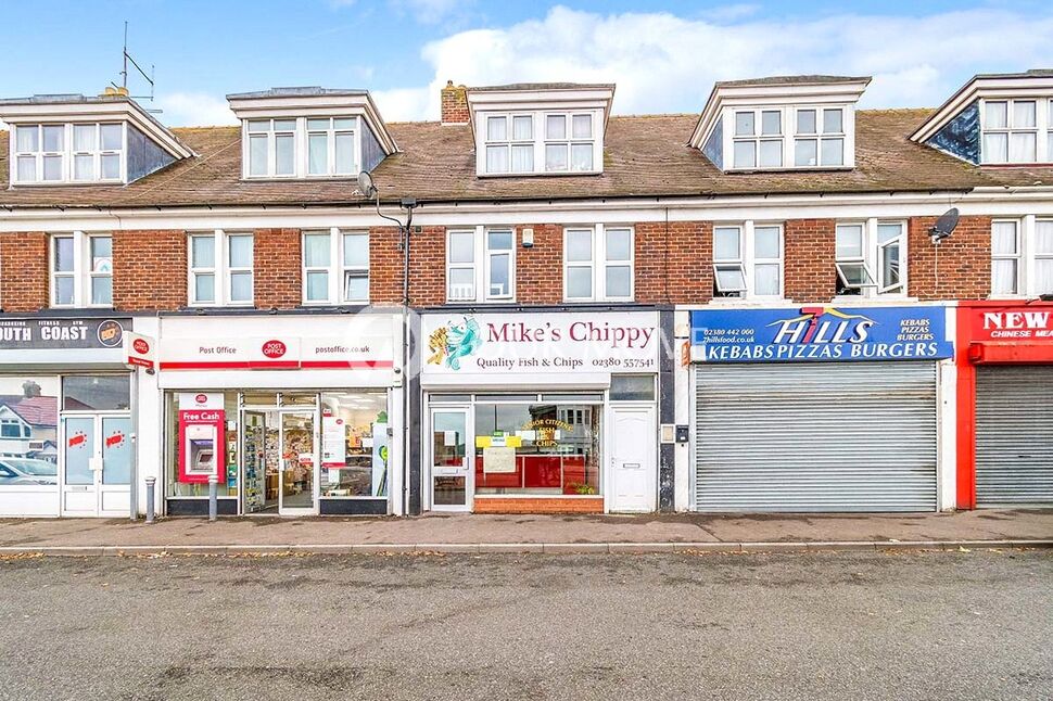 Main image of 2 bedroom Flat to rent, Midanbury Broadway, Witts Hill, Hampshire, SO18