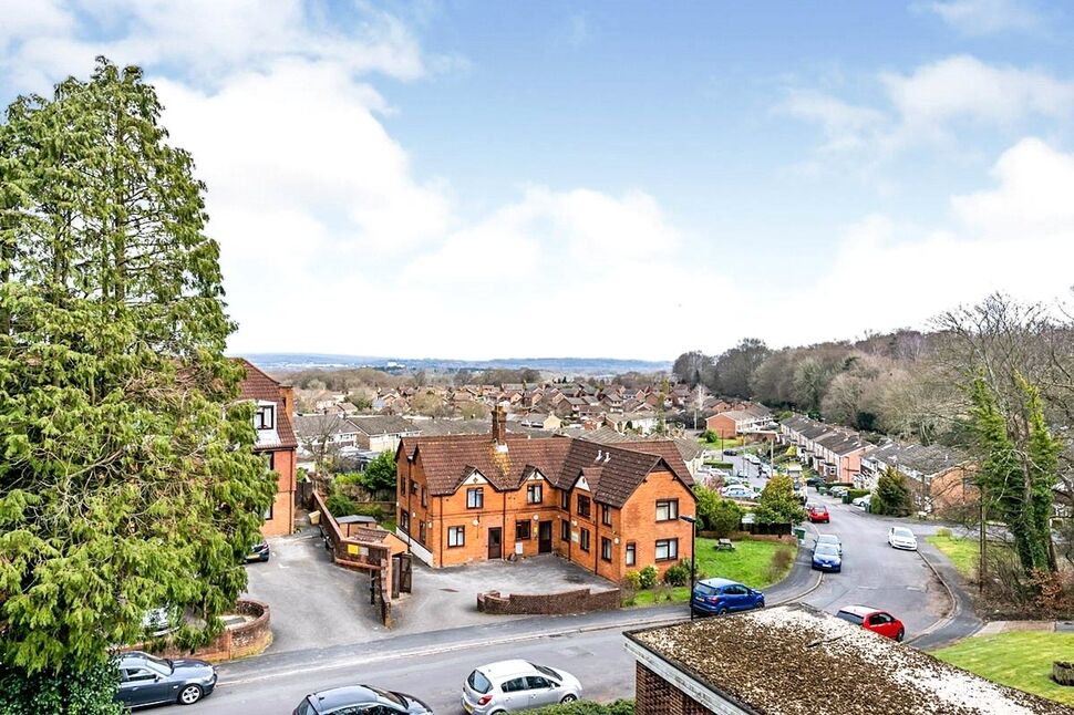 Main image of 2 bedroom Flat to rent, West End Road, Southampton, Hampshire, SO18