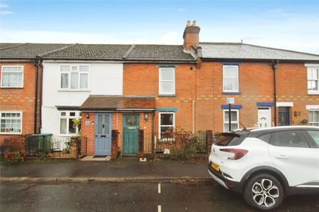 Pointout Road, 2 bedroom Mid Terrace House for sale, £275,000