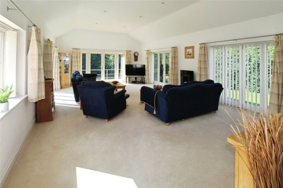 Lounge Room