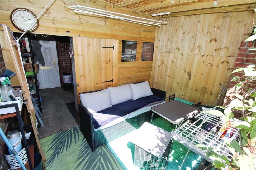 Outside Snug